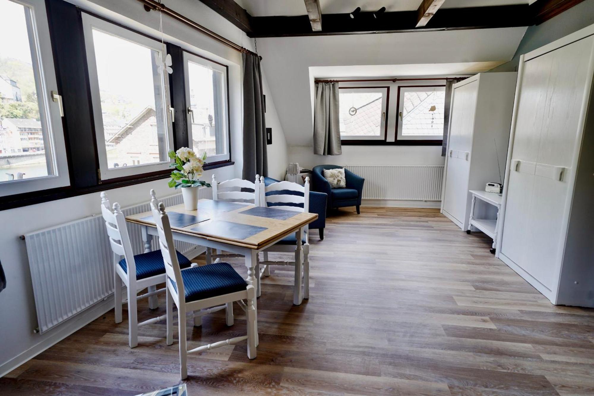 Apartments Haus Daniela 코헴 객실 사진